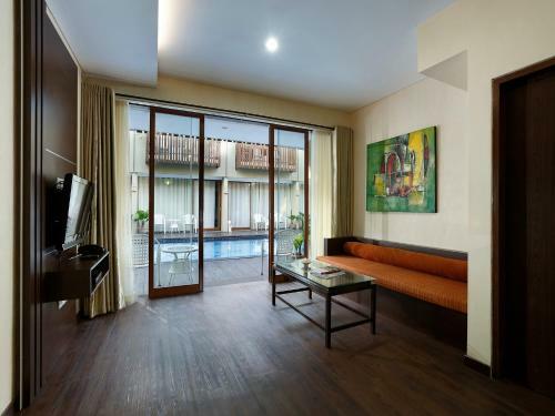 Hotel Devata Suites And Residence