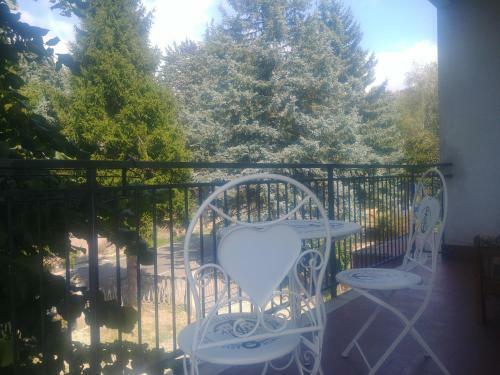 Casa Tea Bed And Breakfast & Esmeralda Home Restaurant