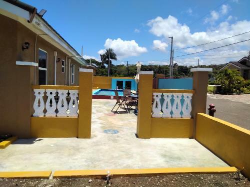 Little Paradise A Shared Facility With Private Swimming Pool, Gazebo & Bbq Grill