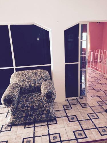 Immaculate 2-bed Apartment In Spanish Town