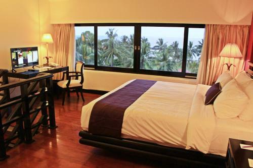 Hotel Manado Tateli Beach Resort