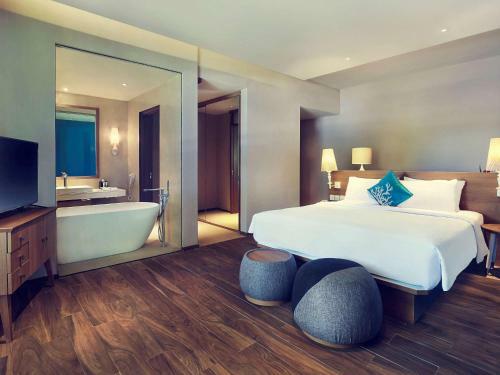 Hotel Manado Tateli Beach Resort