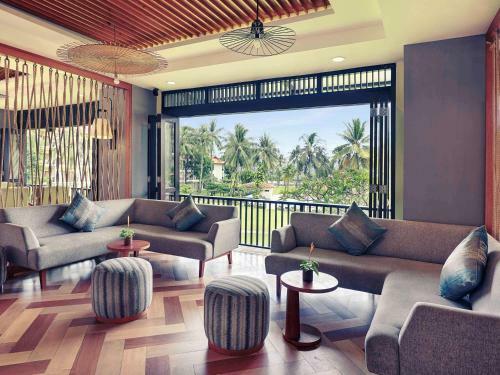 Hotel Manado Tateli Beach Resort