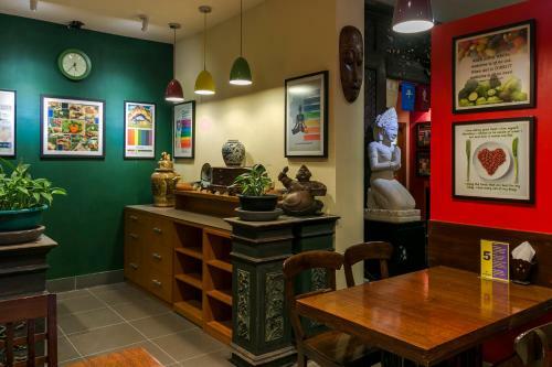 Hostal Dhanesvara Holistic Unique Homestay