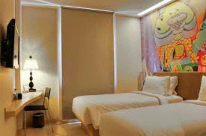 Artotel Hotel Surabaya