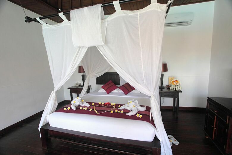 Hotel Adi Assri Beach Resorts And Spa