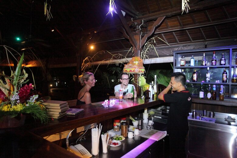Hotel Adi Assri Beach Resorts And Spa