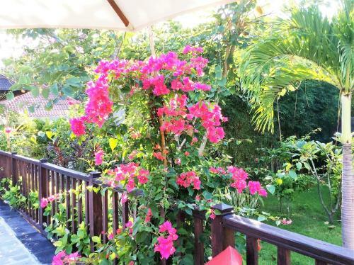Hostal Taman Dewi Sri Villa Et Bungalow