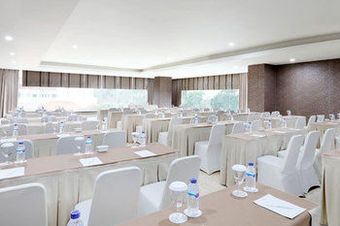 Hotel Santika Premiere Gubeng Surabaya