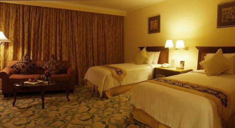 Aston Tropicana Hotel Bandung