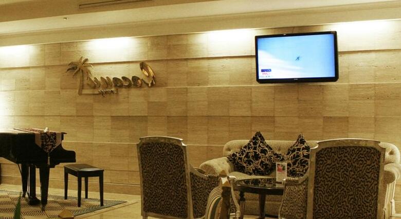 Aston Tropicana Hotel Bandung
