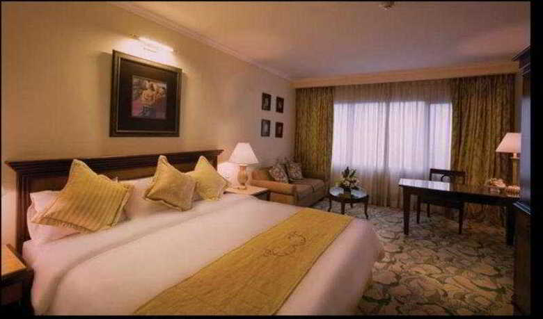 Aston Tropicana Hotel Bandung