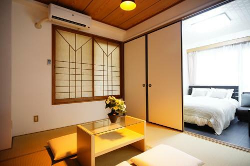Apartamento Naha Central Inn