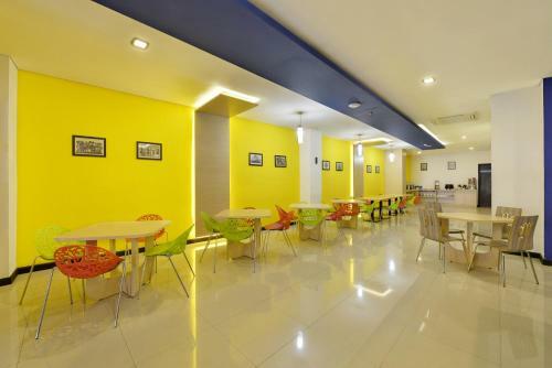 Hotel Zodiak At Paskal