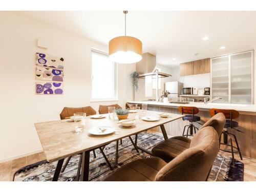 The Moon - Vacation Stay 10202