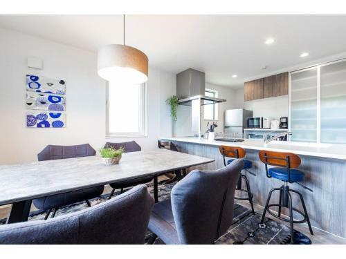 The Moon - Vacation Stay 10202