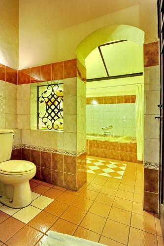 Hostal Indraloka Heritage Homestay