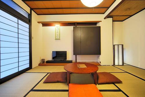 Albergue Setouchi Mangetsuso
