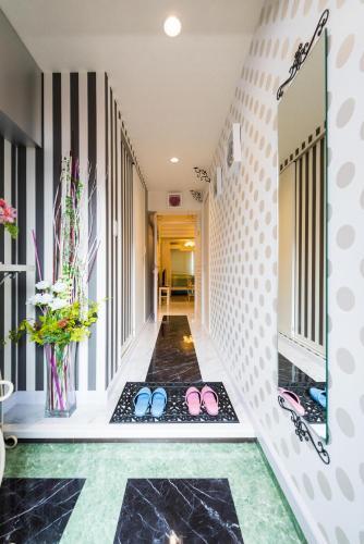 Higashi-shinjuku Station Apartment