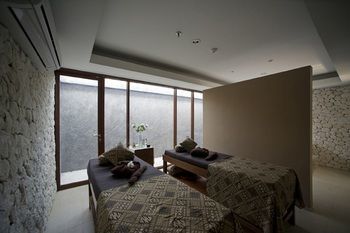 Hotel Grand Zuri Kuta Bali