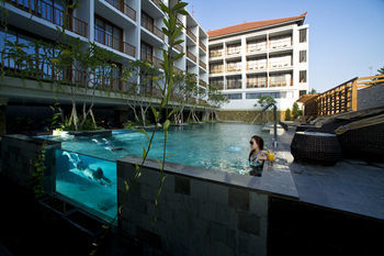Hotel Grand Zuri Kuta Bali