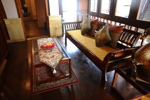 Hostal Tegal Panggung Guest House