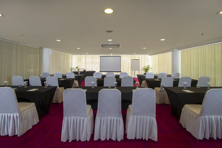 Primebiz Kuta Hotel