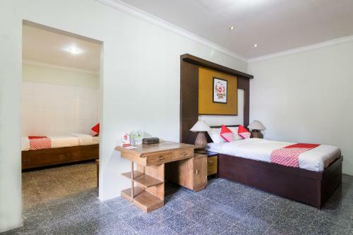 Hostal Roemah Oma Guesthouse