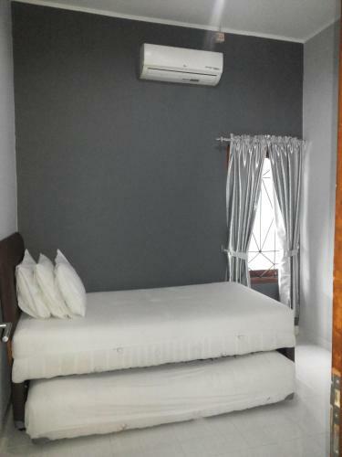Homestay Ndalem Suratin