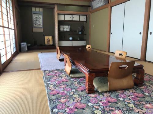 Tomomi Sanso / Vacation Stay 3832