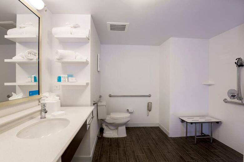Hotel Holiday Inn Goleta