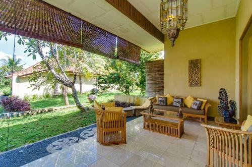 Green Field Hotel And Restaurant