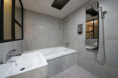 Two Nights Business Hotel