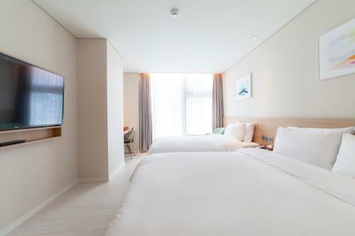 Ocean 2 Heaven Hotel