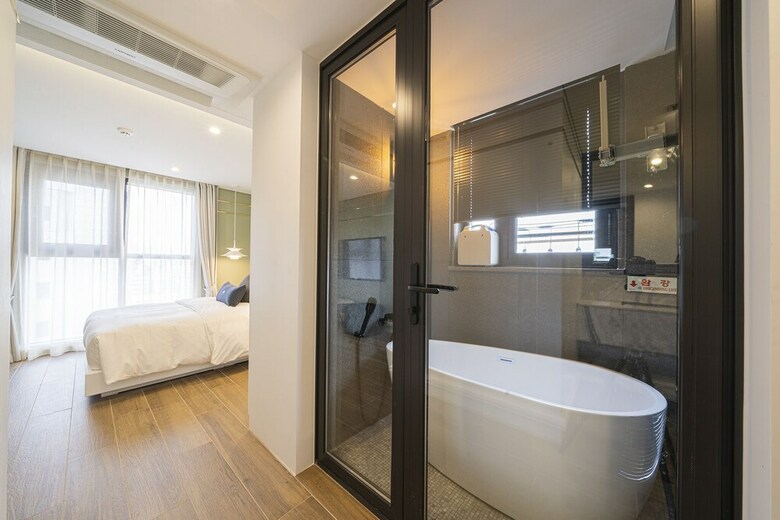 The May Hotel