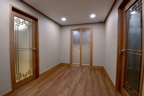 Hostal Guma Modern Hanokstay