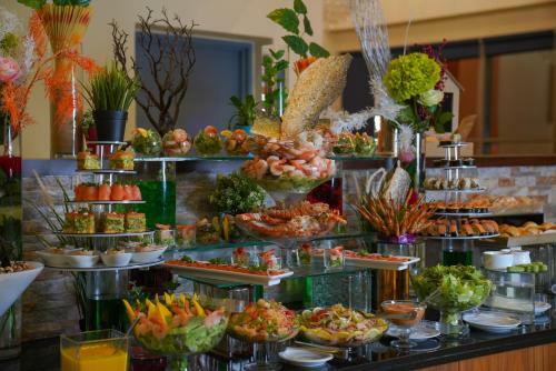 Hotel Ramada Encore Kuwait Downtown