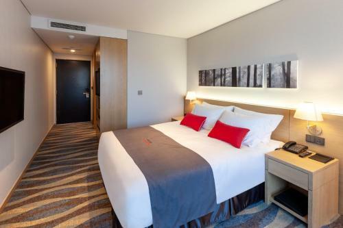 Ramada Encore By Wyndham Gimpo Han River Hotel