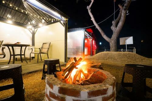 Gapyeong Mona Camping Park Caravan