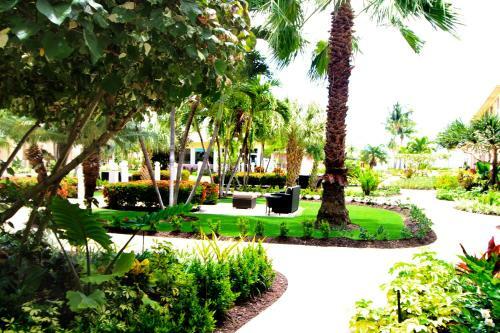 Hotel Grand Caymanian Resort