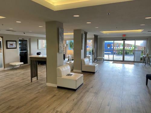 Hotel Grand Caymanian Resort