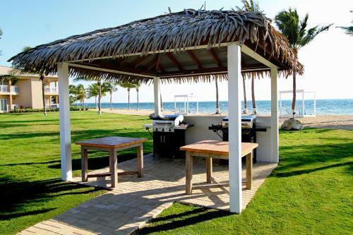 Hotel Grand Caymanian Resort