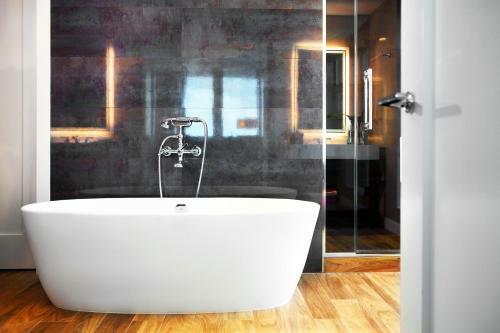 Kimpton Seafire Resort + Spa, An Ihg Hotel
