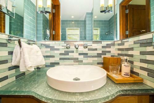 Mango Cottage By Grand Cayman Villas