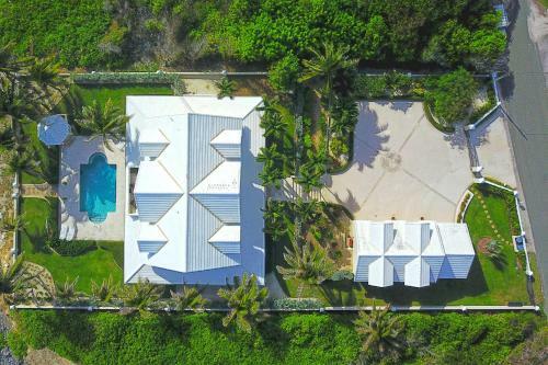 On The Rocks By Grand Cayman Villas