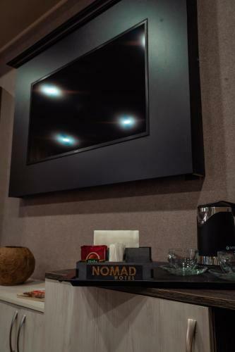 Hotel Nomad