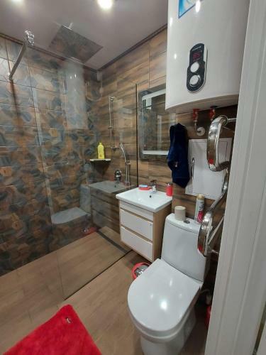 Luxury Apartment On Kenshiler 14