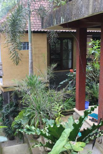 Hostal Bali Asli Lodge By Eps