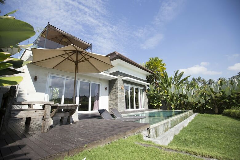 Hostal The Samara Villas & Restaurant