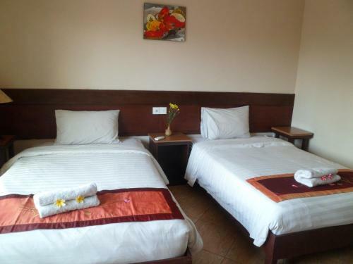 Hostal Nuriani Restaurant And Rooms